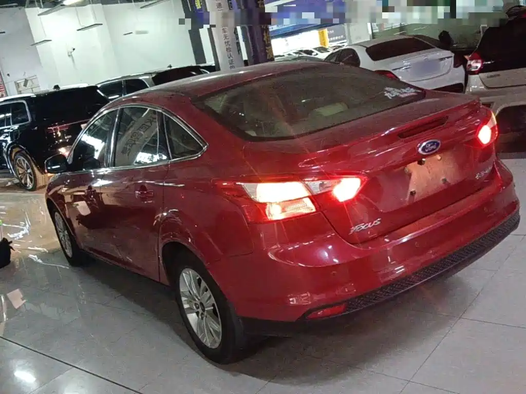 Ford Focus — миниатюра 5