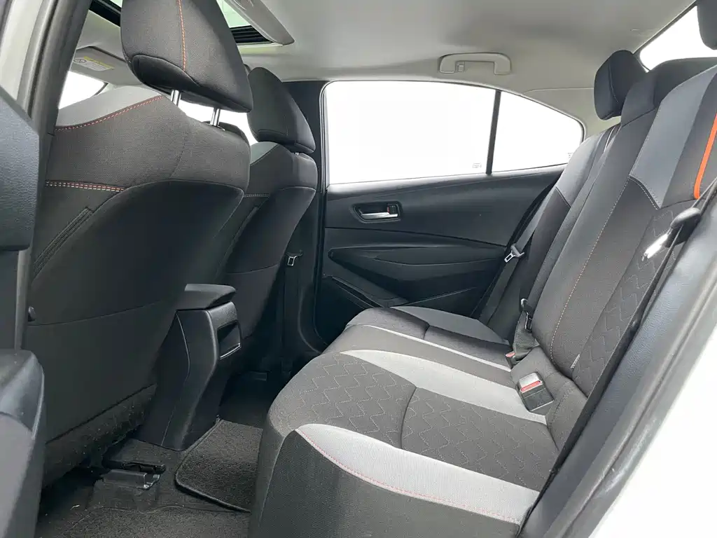 Toyota Corolla — миниатюра 5