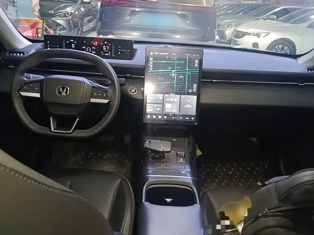 Changan Eado — миниатюра 6