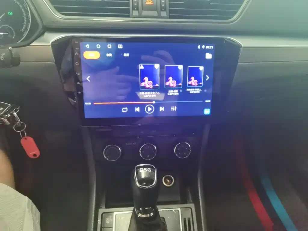 Skoda Superb — миниатюра 13
