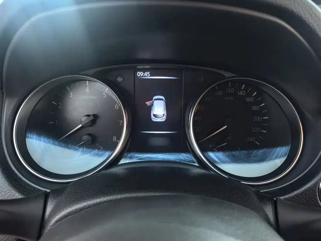 Nissan Qashqai — миниатюра 7