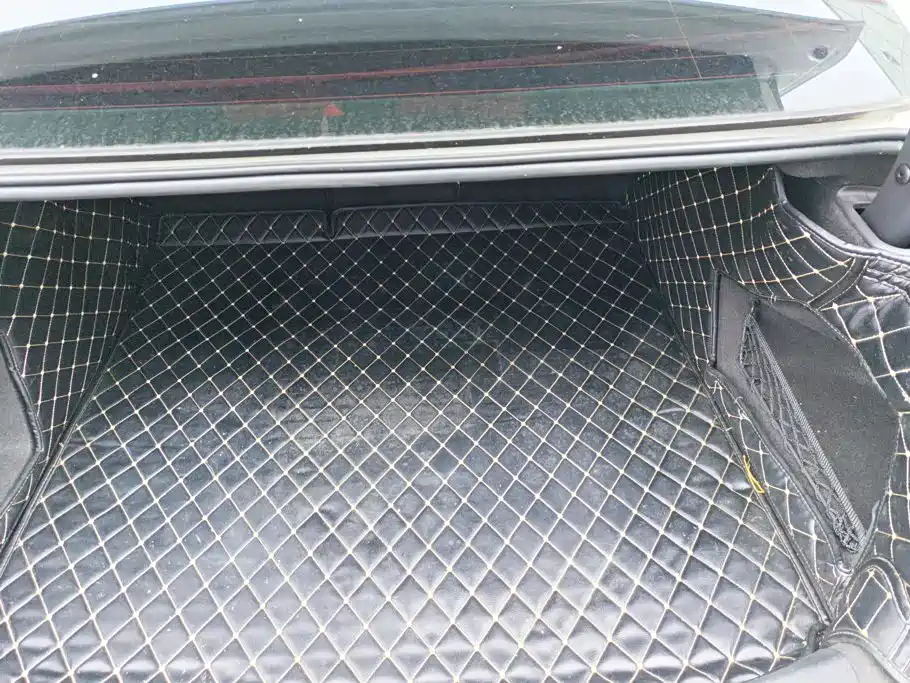 Audi A4L — миниатюра 4