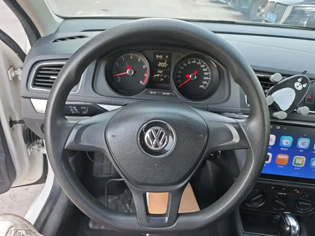 Volkswagen Lavida — миниатюра 11
