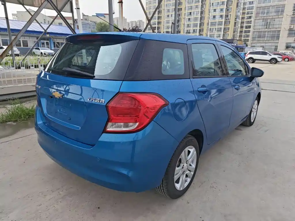Chevrolet Lova RV — миниатюра 7