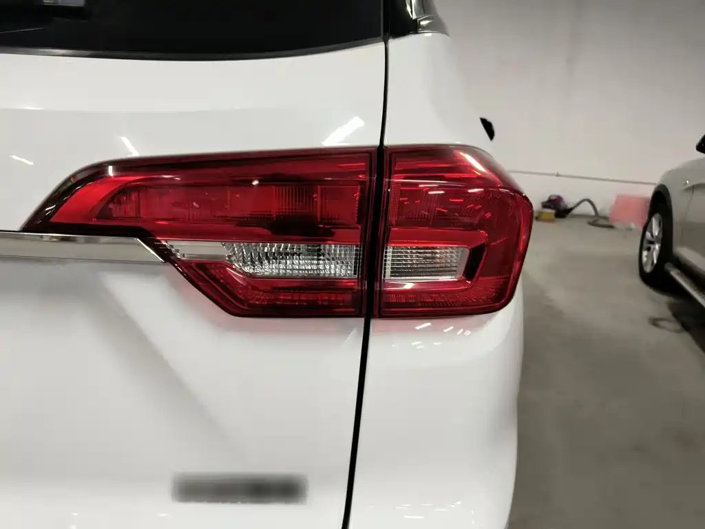Haval M6 — миниатюра 8