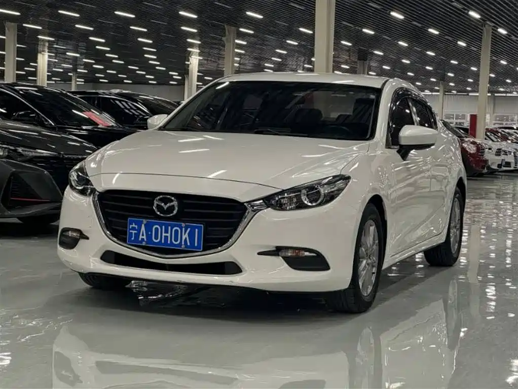Купить Mazda 3 Axela
