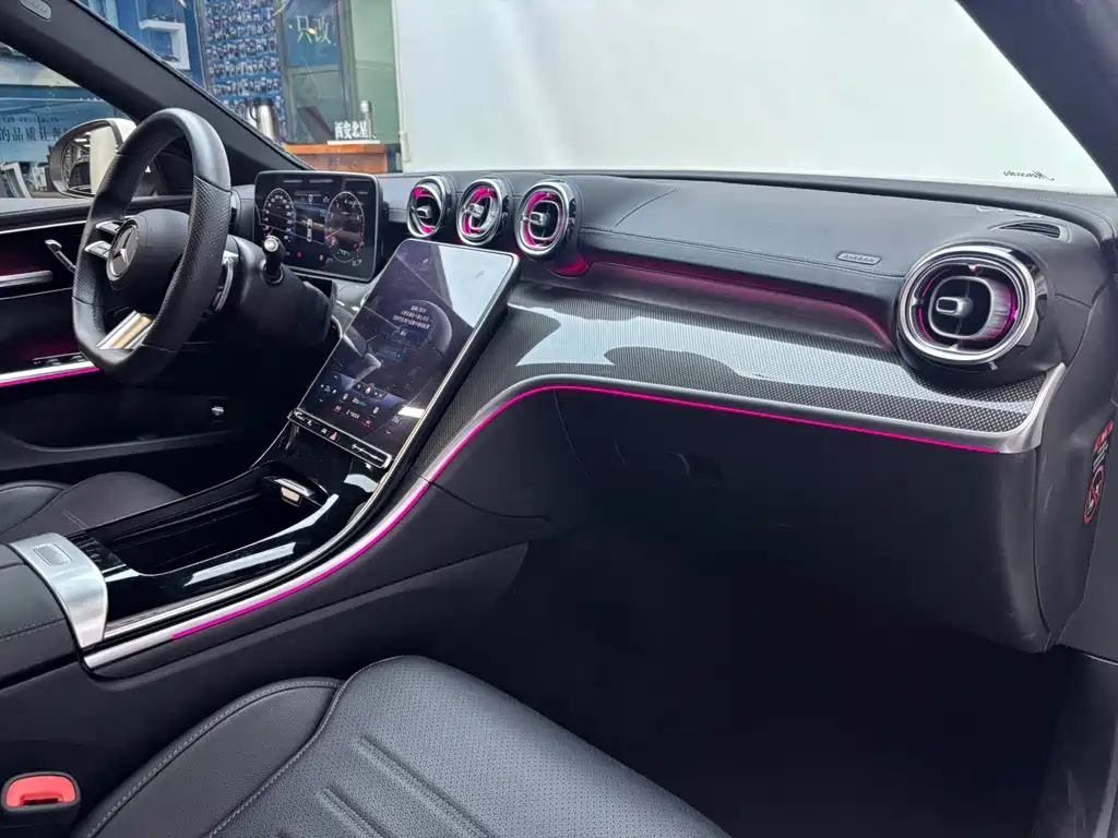 Mercedes-Benz C-Class — миниатюра 17
