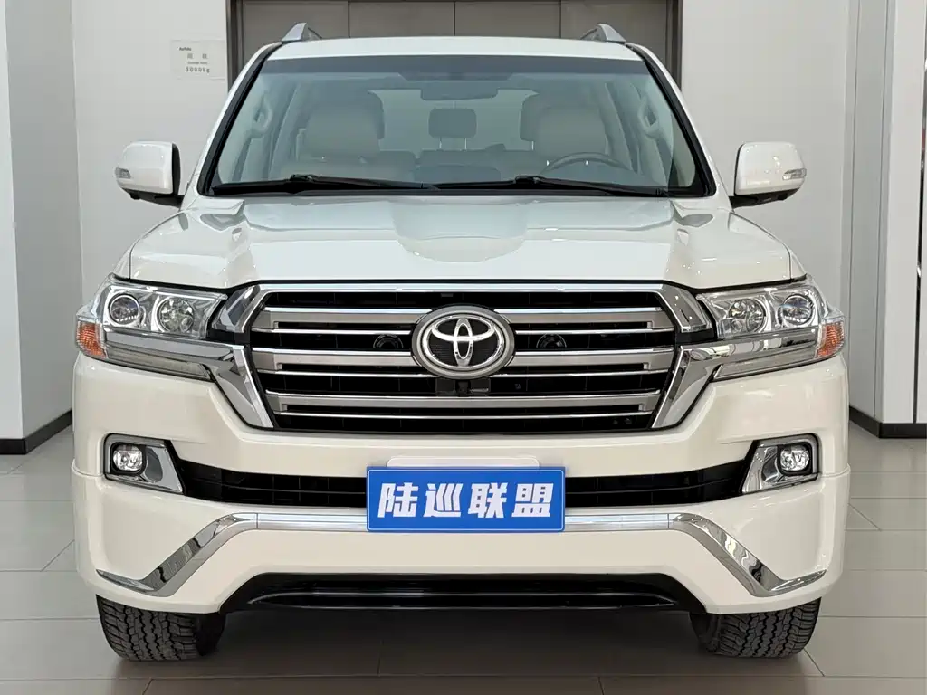 Toyota Land Cruiser 2018 4.0L AT