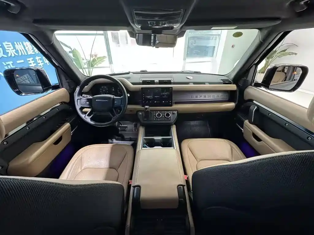 Land Rover Defender — миниатюра 3
