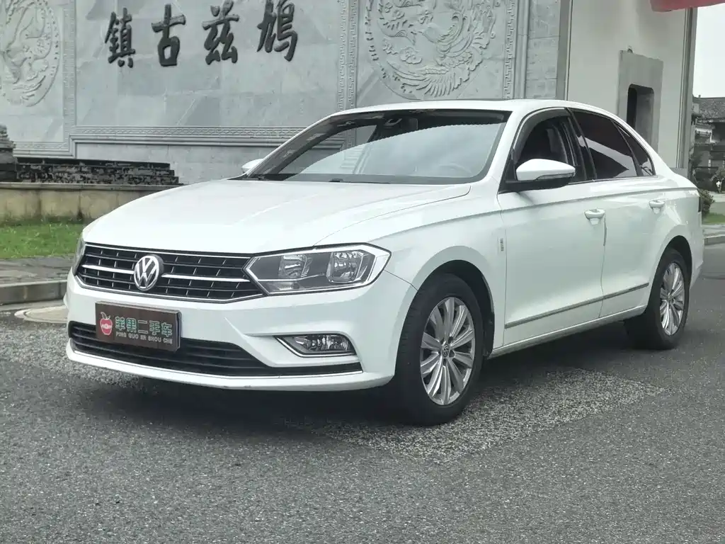 Volkswagen Bora — миниатюра 2