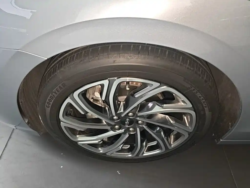 Lincoln Z — миниатюра 23