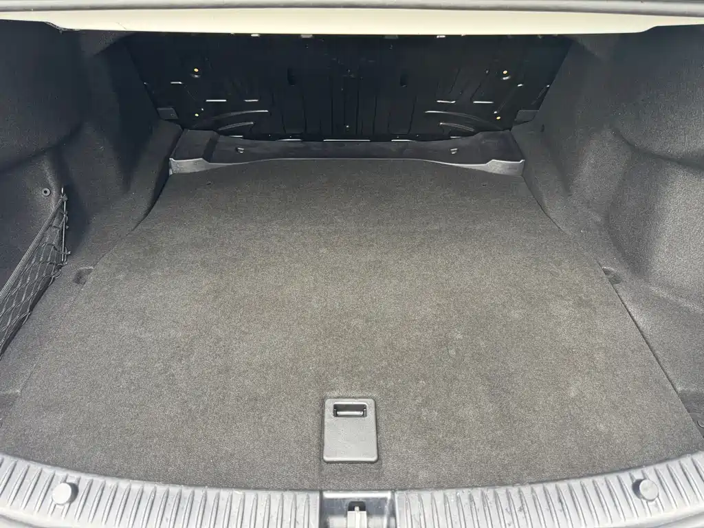 Mercedes-Benz C-Class — миниатюра 10