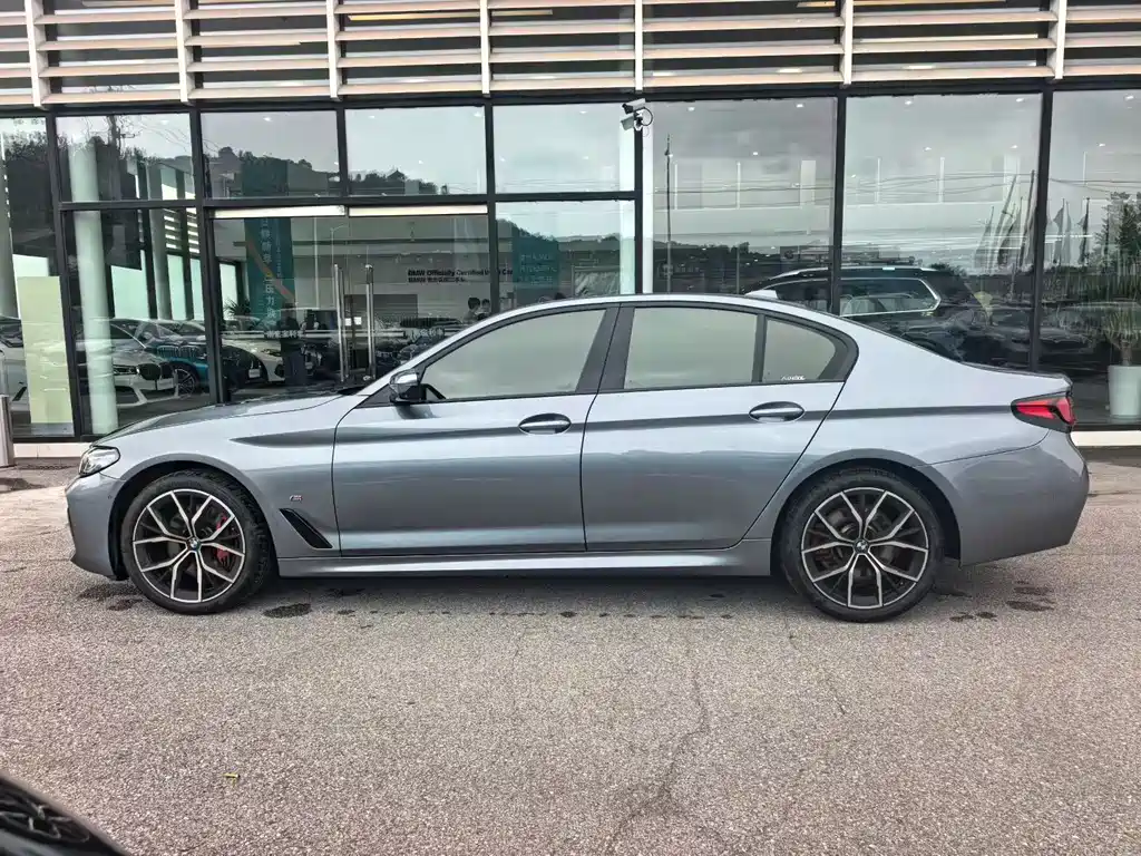 BMW 5 Series 5 2022 530i M Sport