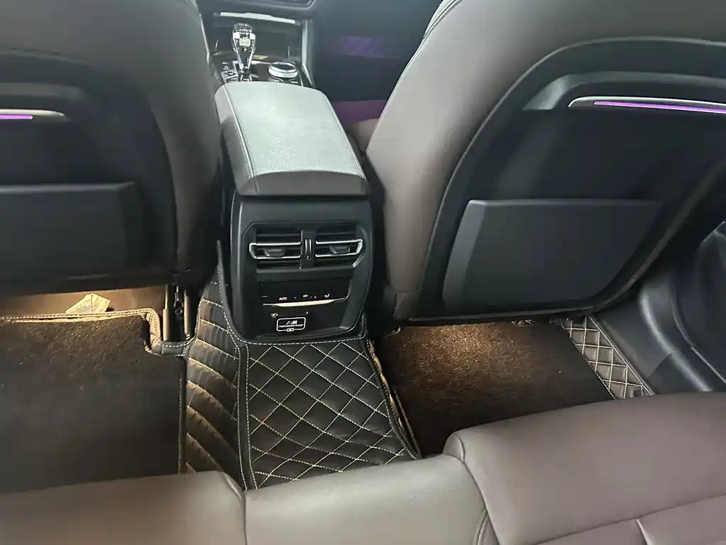 BMW 3 Series — миниатюра 11