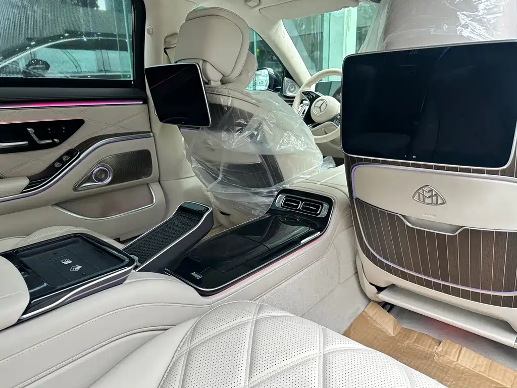 Mercedes-Benz S-Class — миниатюра 9