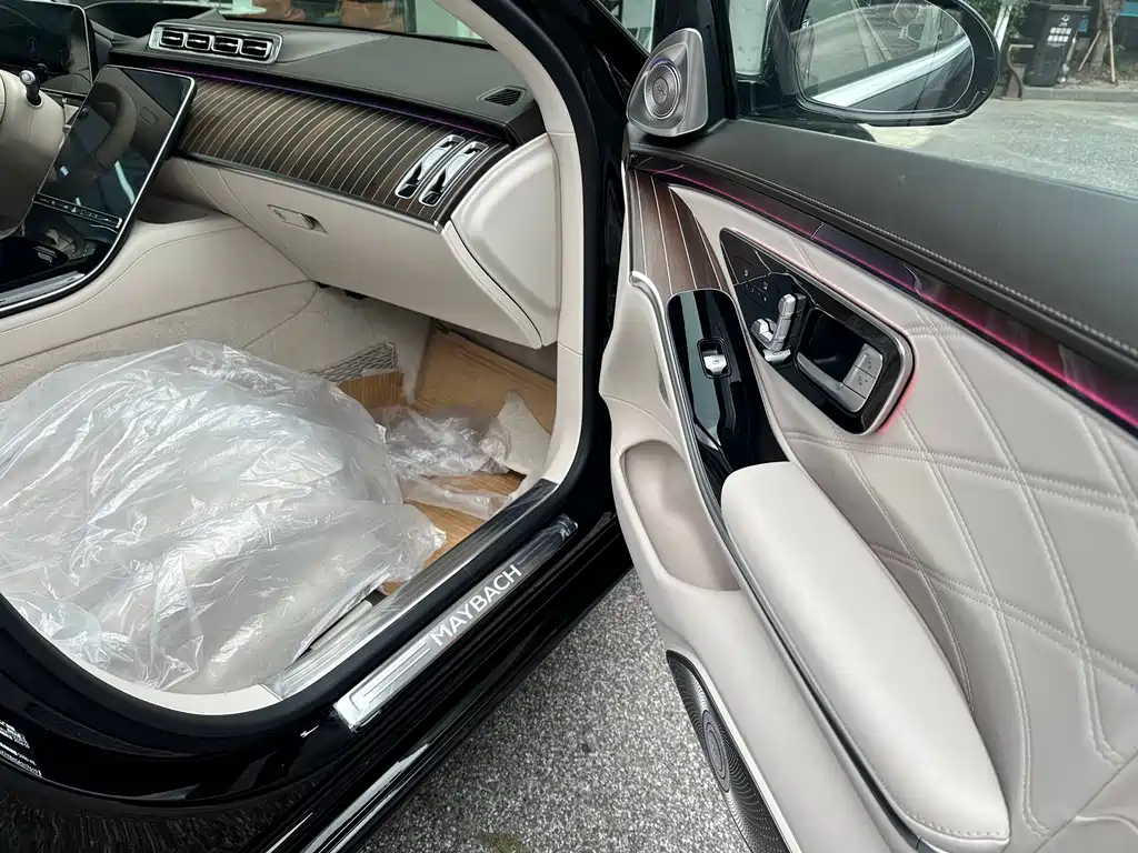 Mercedes-Benz S-Class — миниатюра 6