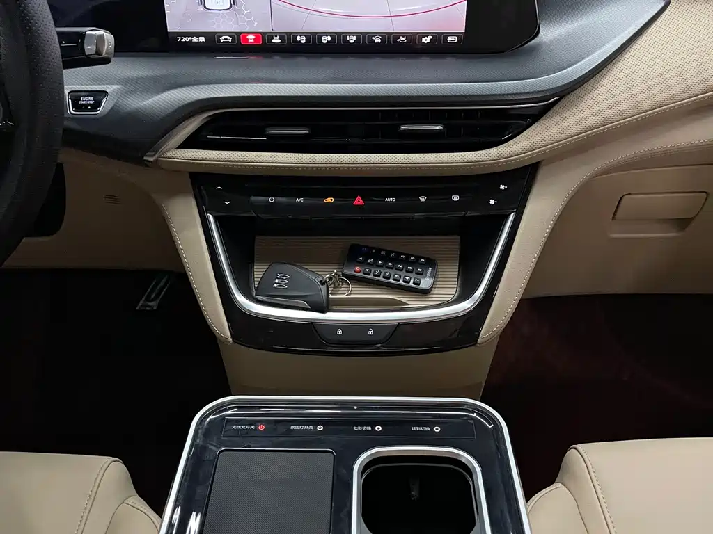 Buick GL8 — миниатюра 13