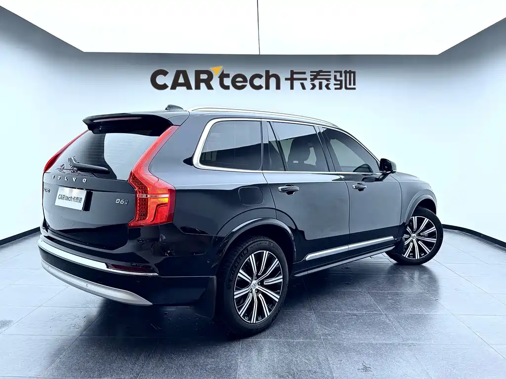Volvo XC90 — миниатюра 5