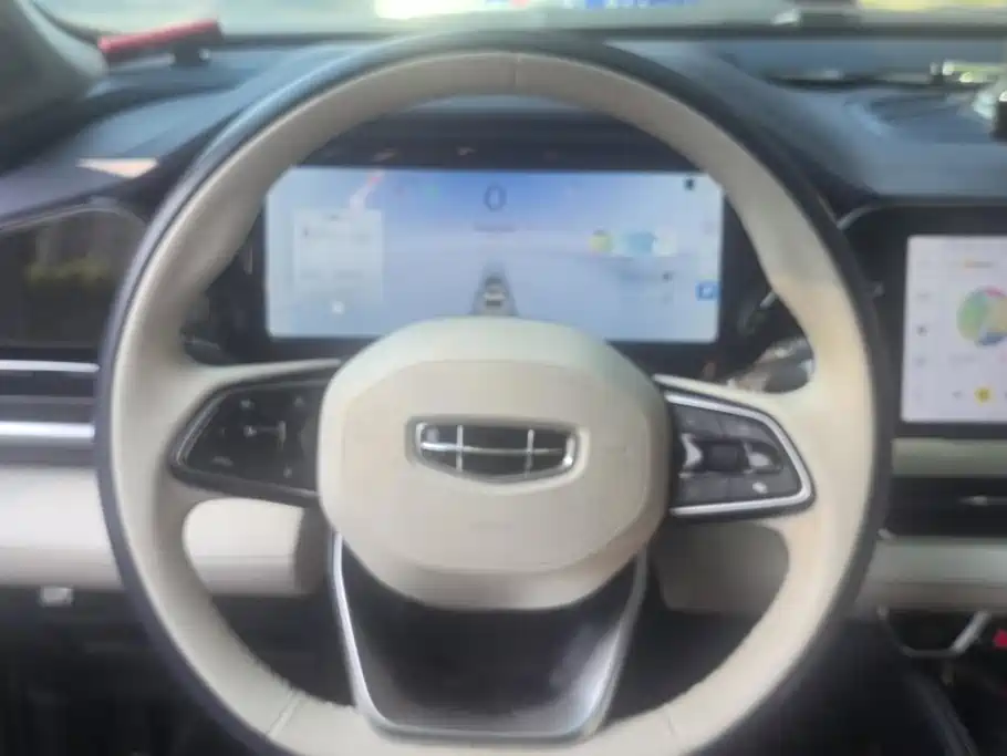 Geely Xingyue L — миниатюра 15