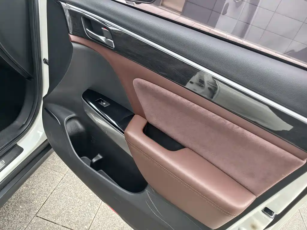 GAC Motor Trumpchi GS8 — миниатюра 14