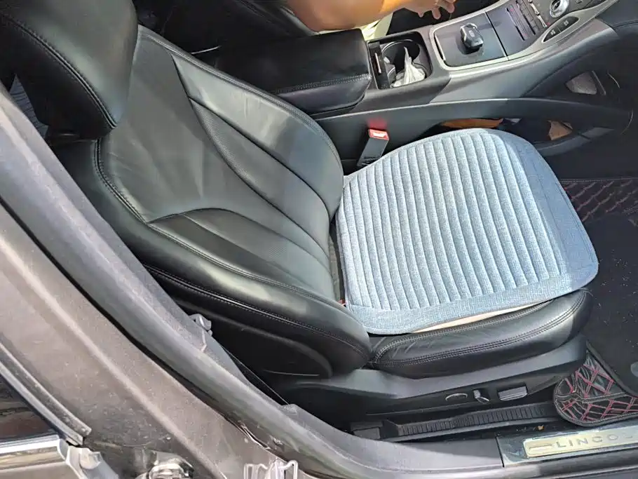 Lincoln MKX — миниатюра 8