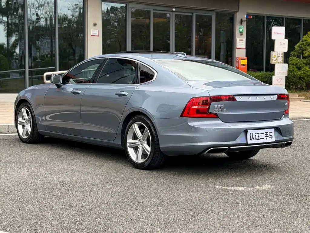 Volvo S90 — миниатюра 12
