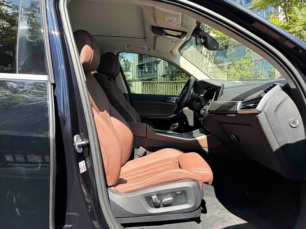 BMW X5 (Import) — миниатюра 13