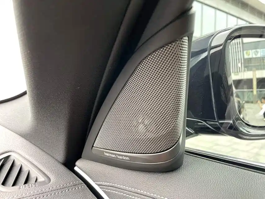 BMW 5 Series — миниатюра 6