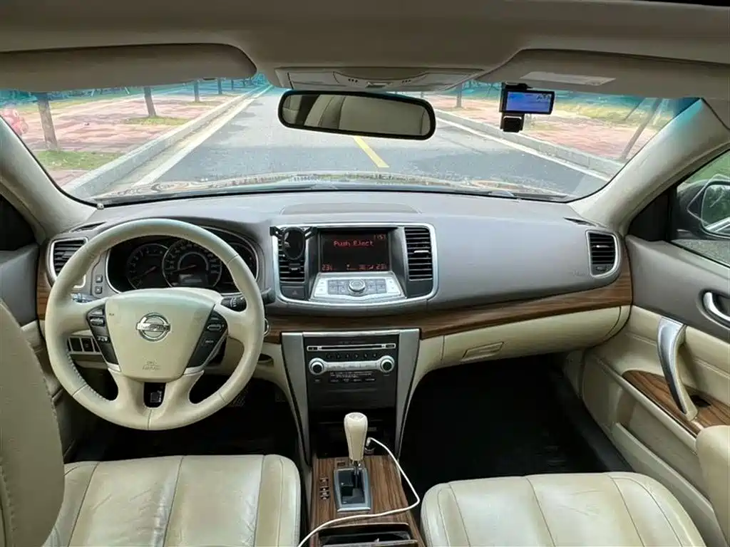 Nissan Altima 2010 2.5L XL