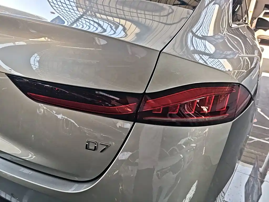 Roewe D7 — миниатюра 8