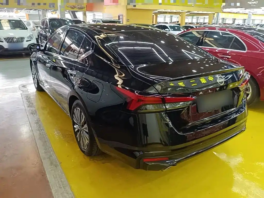Nissan Teana — миниатюра 23