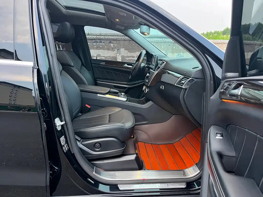 Mercedes-Benz GL-Class — миниатюра 19