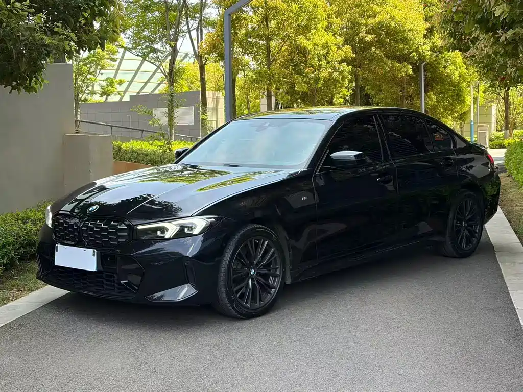 BMW 3 Series 2024