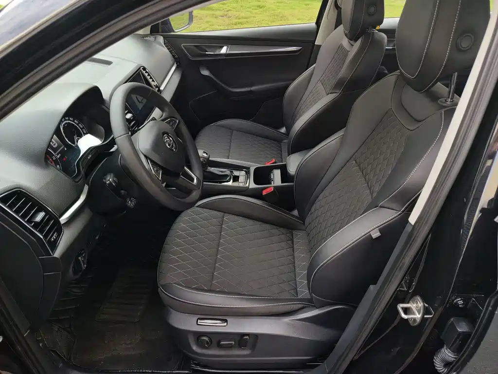 Skoda Karoq 2019 TSI280 Luxury VI