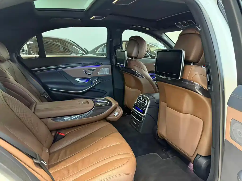 Mercedes-Benz S-Class — миниатюра 11