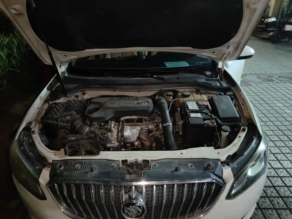 Buick Excelle — миниатюра 9