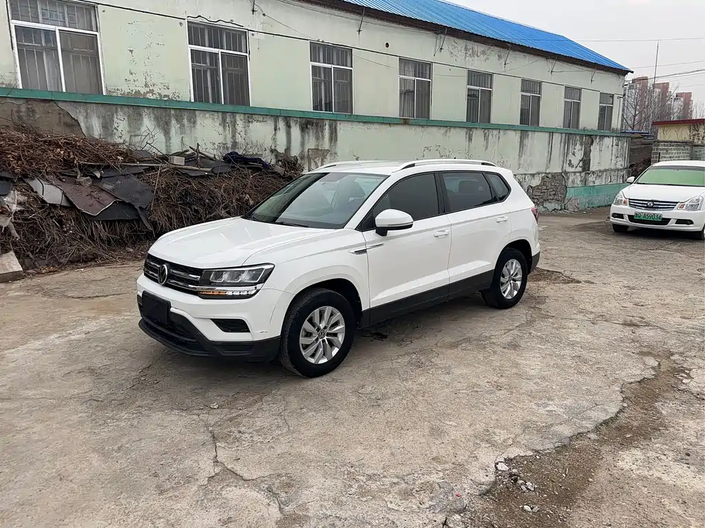 Volkswagen Tharu 2020