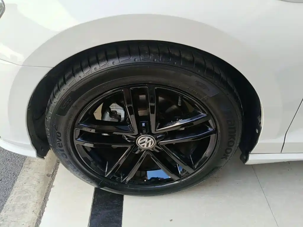 Volkswagen Lamando — миниатюра 23