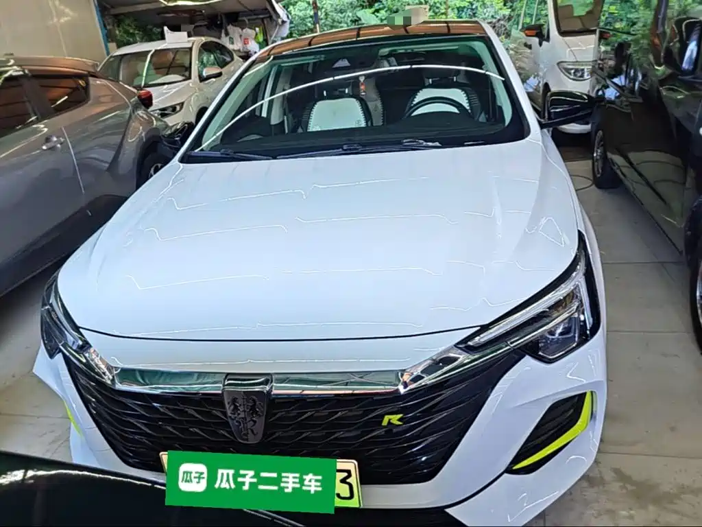 Roewe i6 MAX New Energy — миниатюра 3