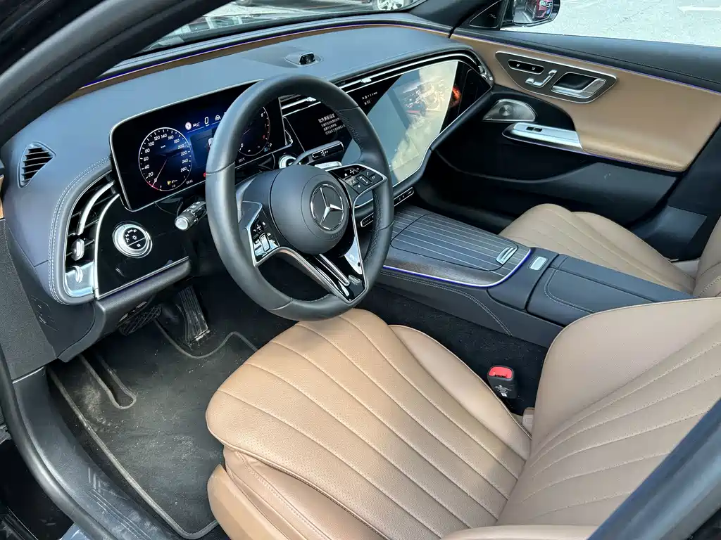 Mercedes-Benz E-Class — миниатюра 6