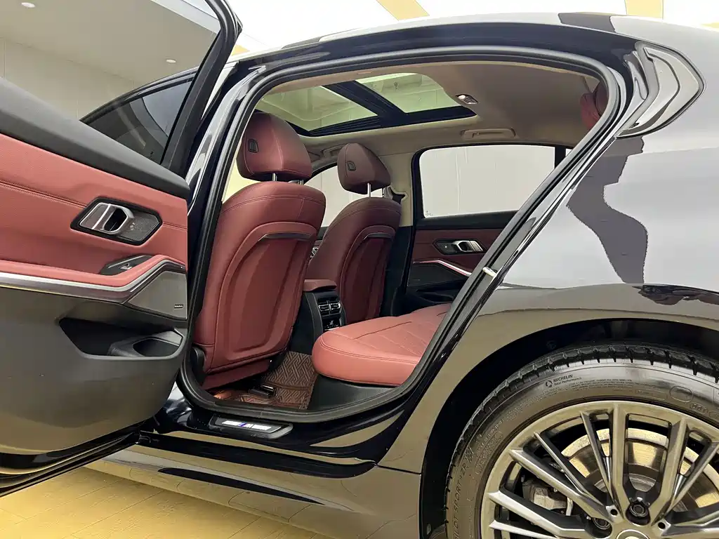 BMW 3 Series — миниатюра 6