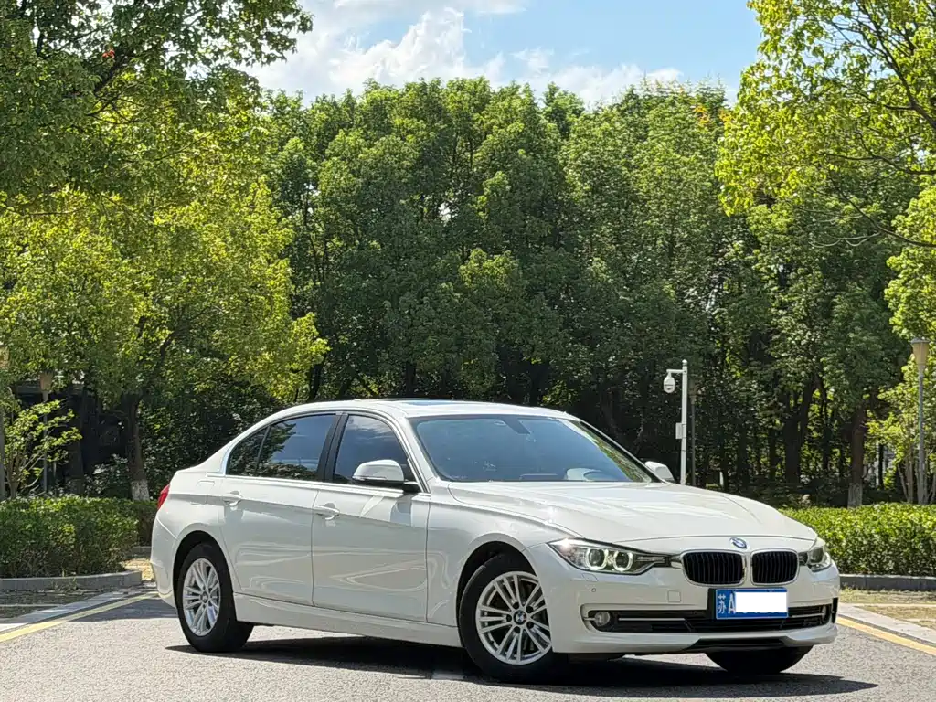 BMW 3 Series — миниатюра 3