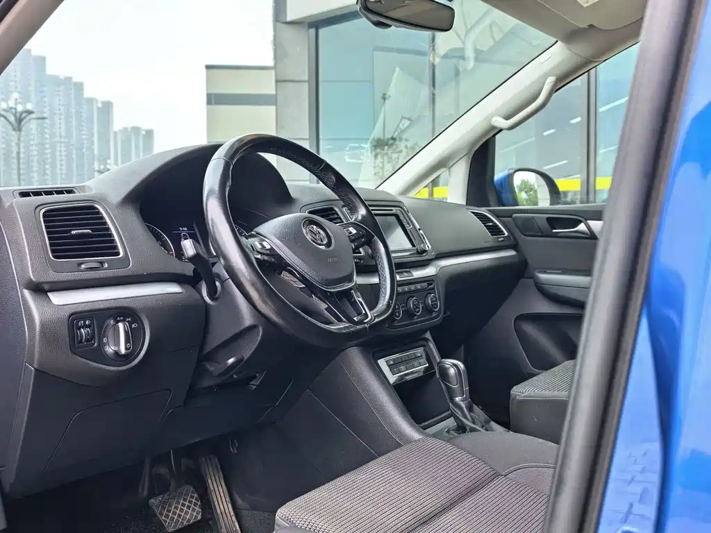 Volkswagen Sharan — миниатюра 15