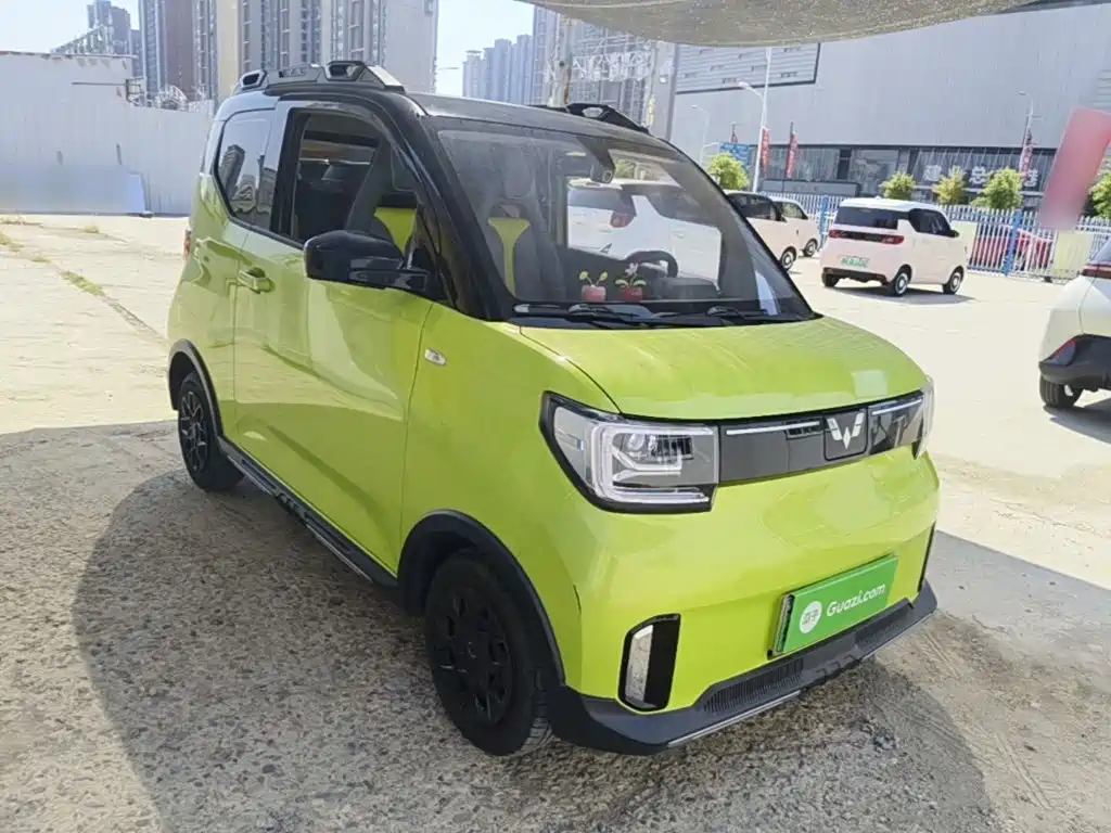 Wuling MINIEV — миниатюра 4