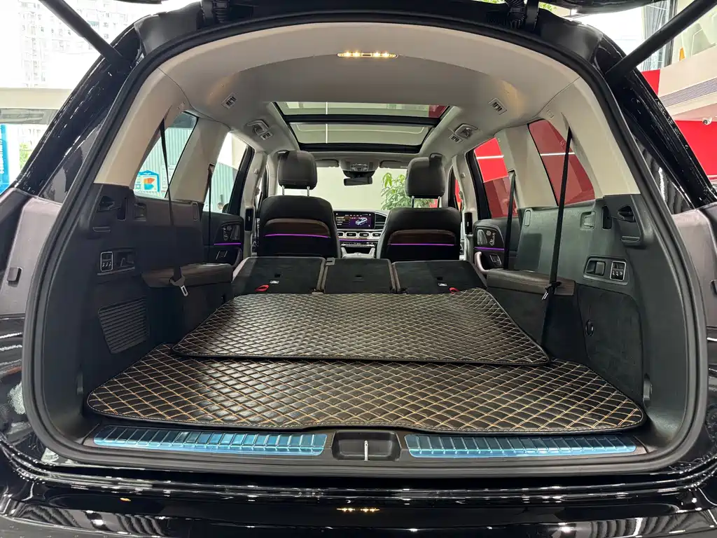 Mercedes-Benz GLS — миниатюра 23