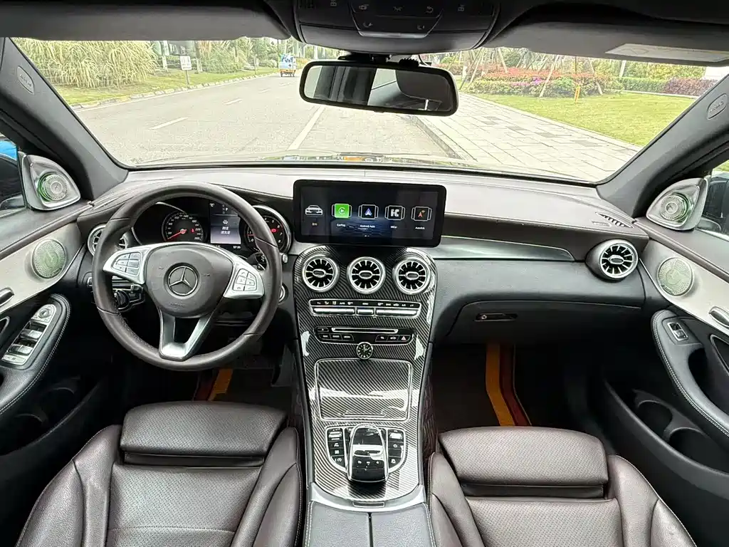 Mercedes-Benz GLC 2016 GLC 200 4MATIC
