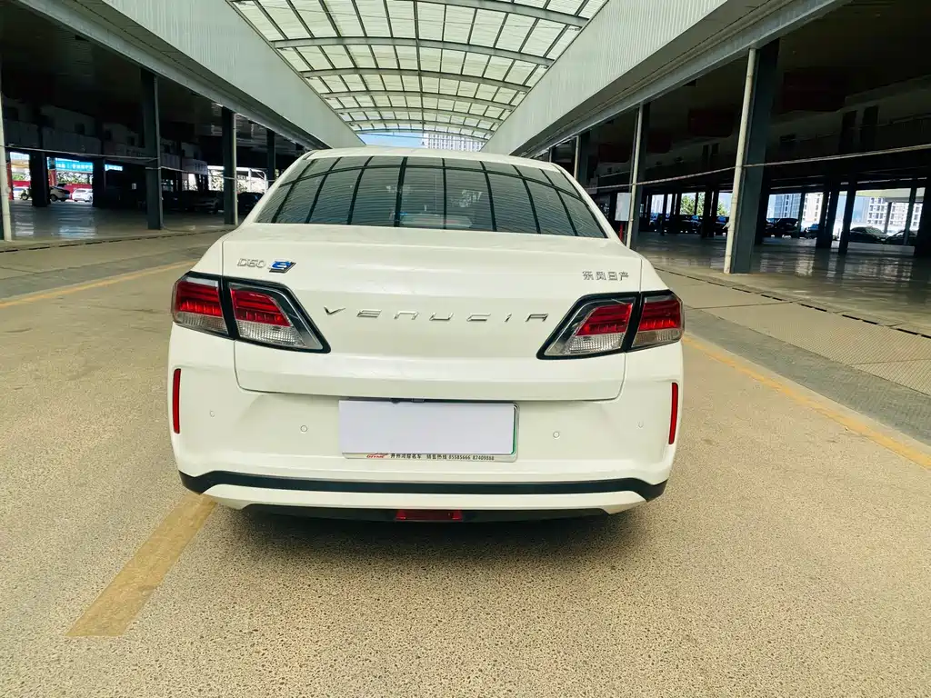 Venucia D60 EV — миниатюра 8