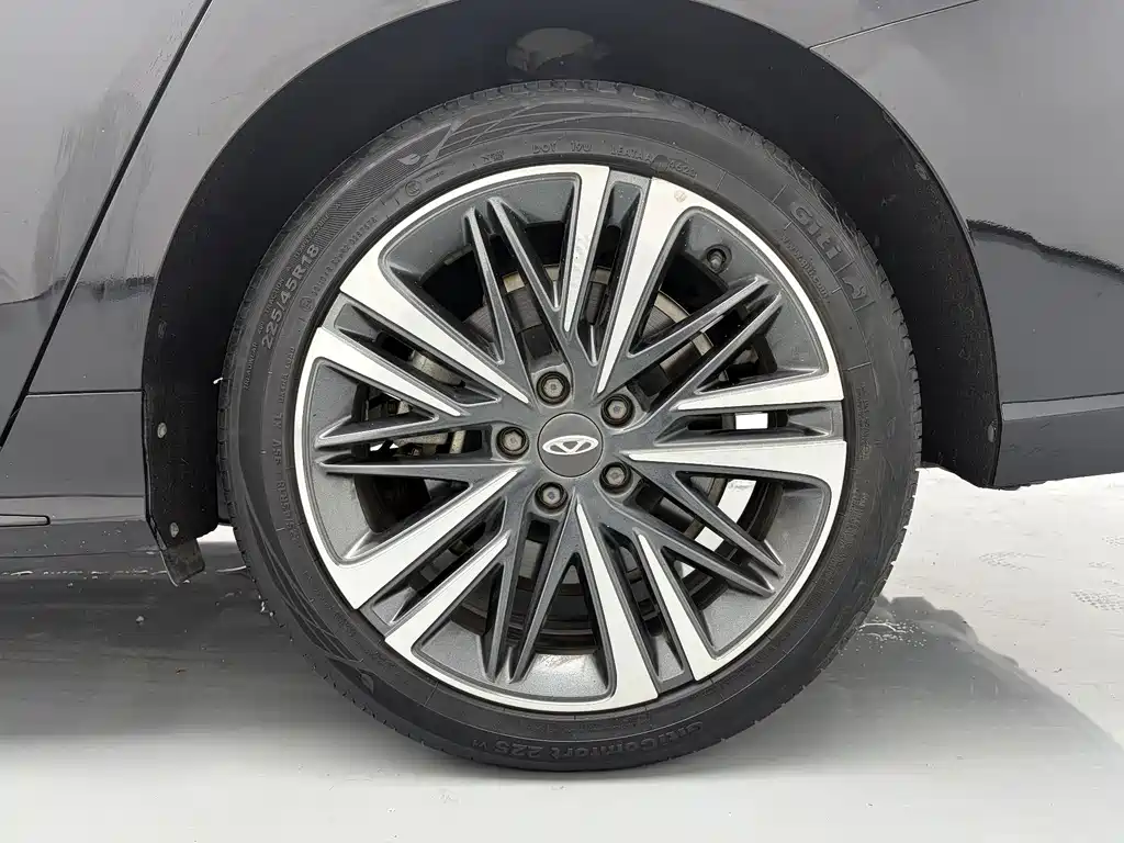 Chery Arrizo 8 — миниатюра 17