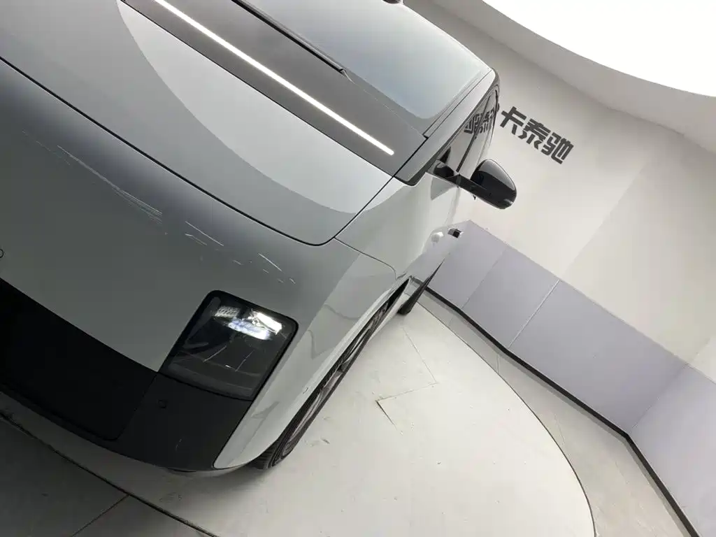 Li Auto Li MEGA — миниатюра 9