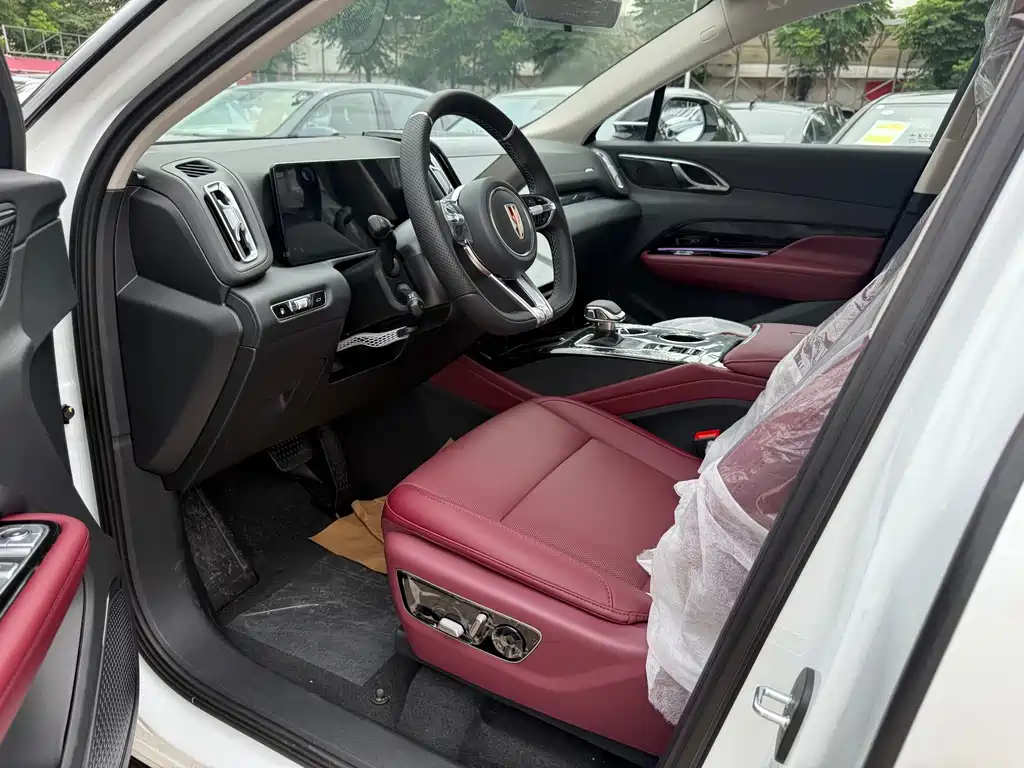 Hongqi HS3 PHEV 2025 117km PLUS